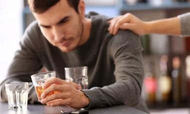 Kako ubediti osobu da prestane da pije?