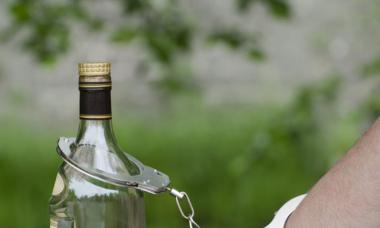 Kui kaua alkohoolikud elavad: mis juhtub, kui joote alkoholi iga päev